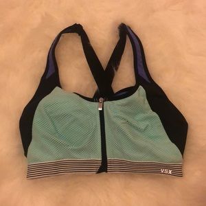 Sports bra